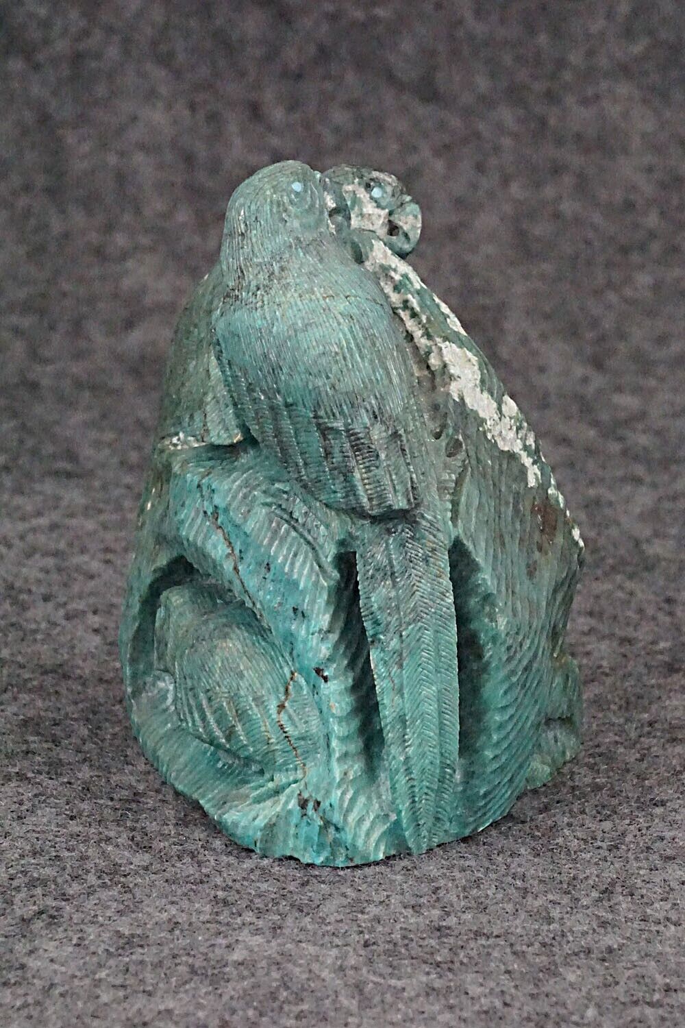 Parrots Zuni Fetish Carving - Colin Weeka