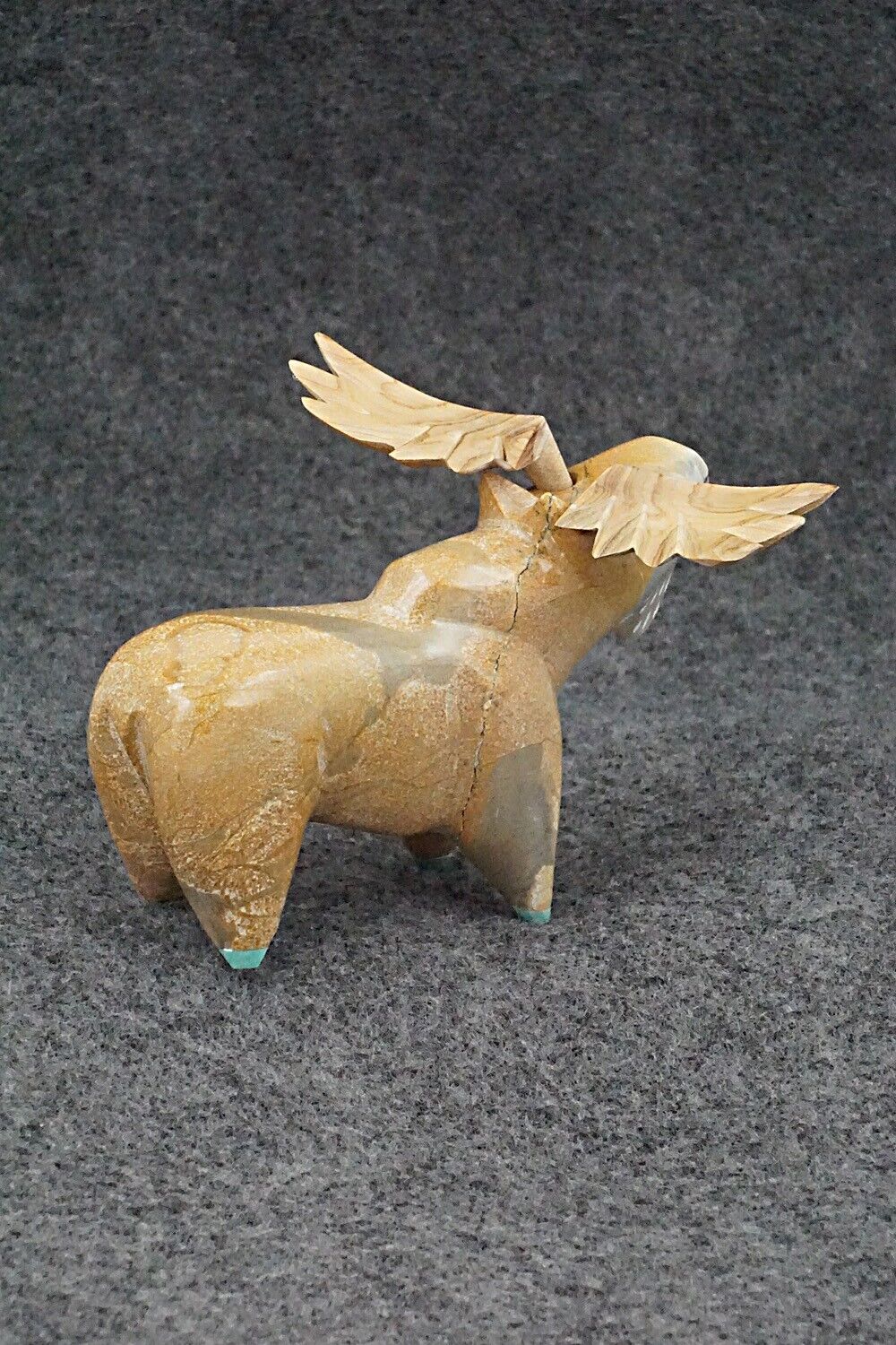 Moose Zuni Fetish Carving - Enrike Leekya