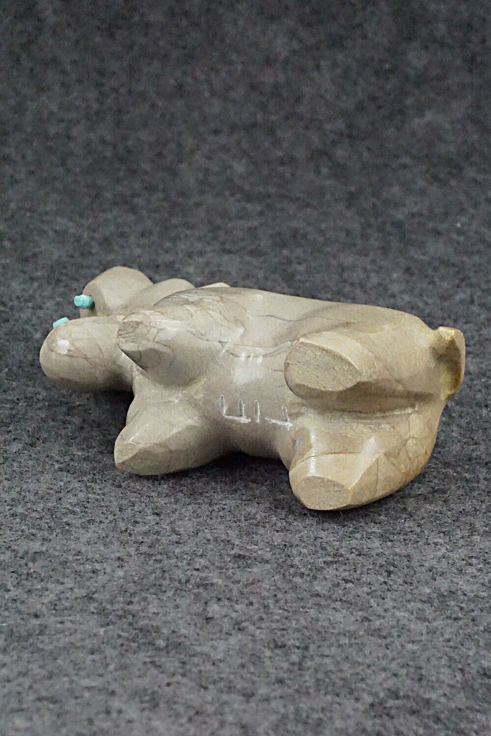 Hippo Zuni Fetish Carving - Enrike Leekya