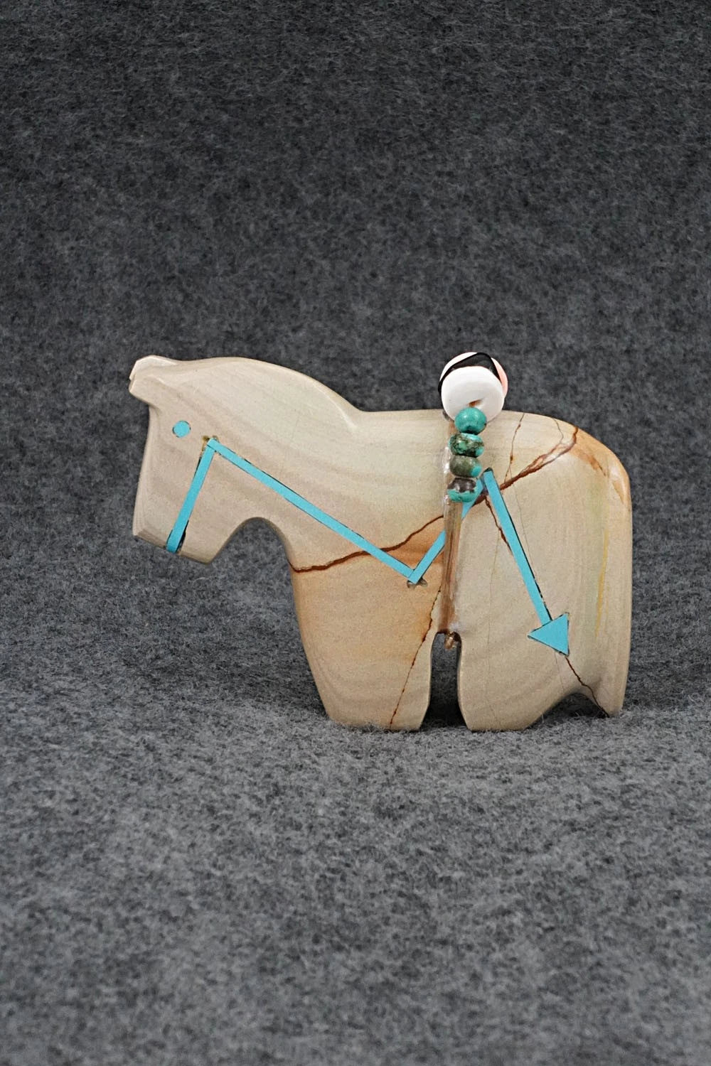 Horse Zuni Fetish Carving - Bernard Laiwekete