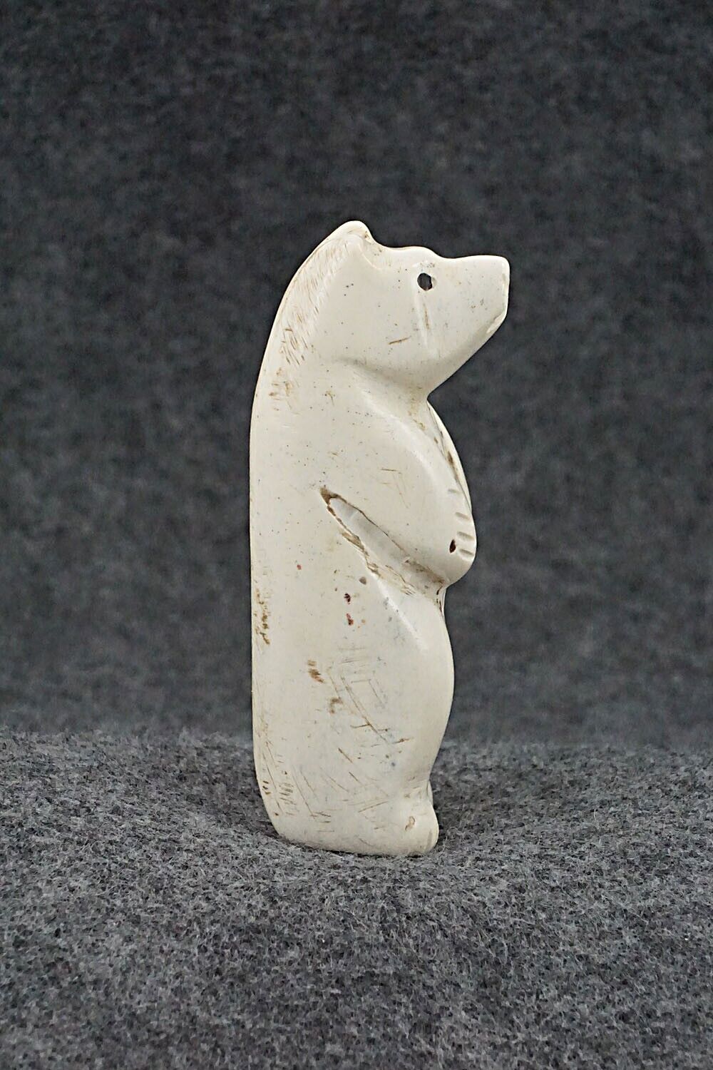 Bear Zuni Fetish Carving - Justin Red Elk