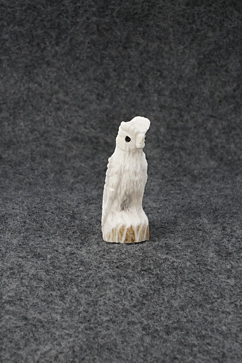 Owl Zuni Fetish Carving - Chris Peina