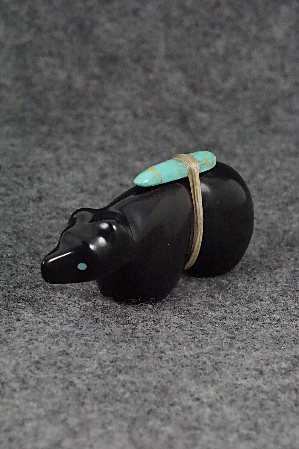 Bear Zuni Fetish Carving - Herbert Halate