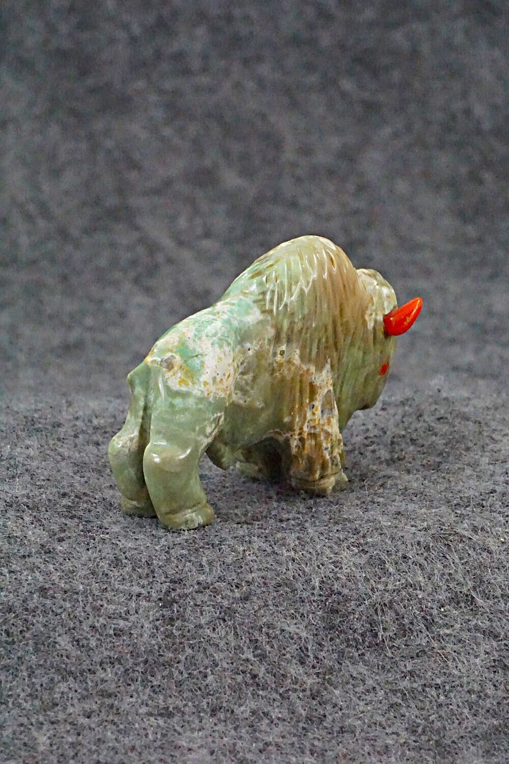 Buffalo Zuni Fetish Carving - Andres Quandelacy
