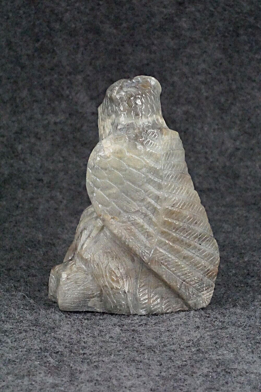 Owl Zuni Fetish Carving - Derrick Kaamasee