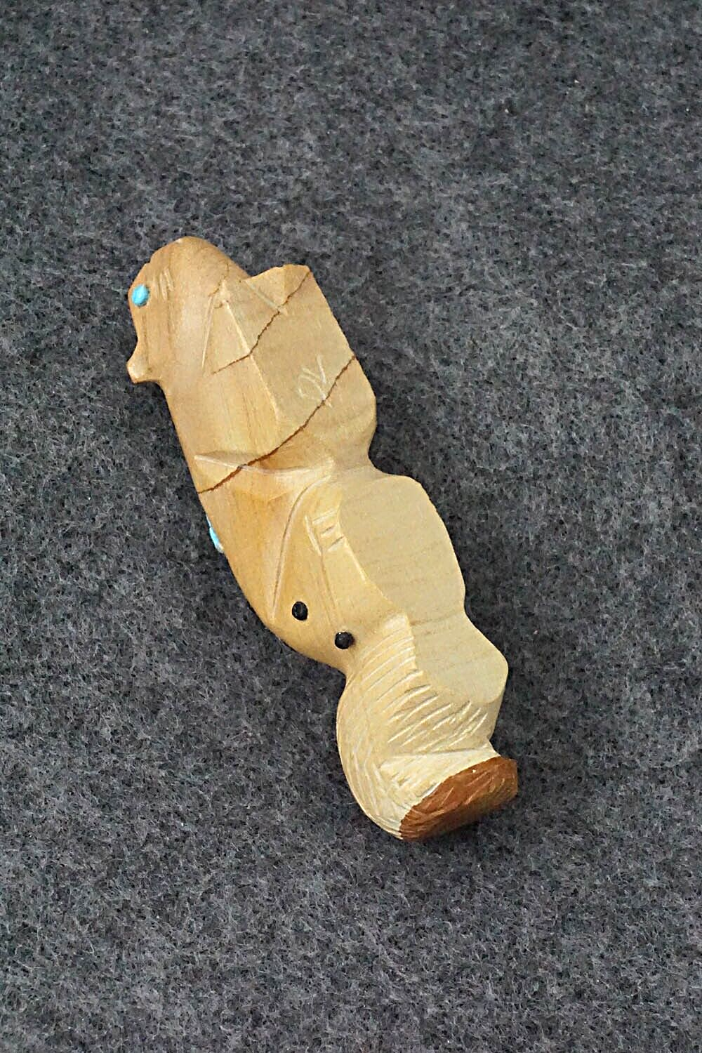 Squirrel Zuni Fetish Carving - Danette Laate