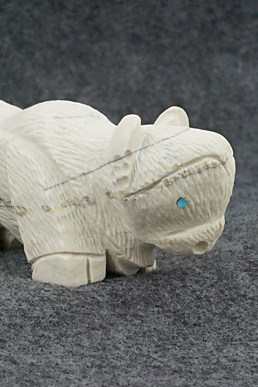 Buffalo Zuni Fetish Carving - Tony Mackel