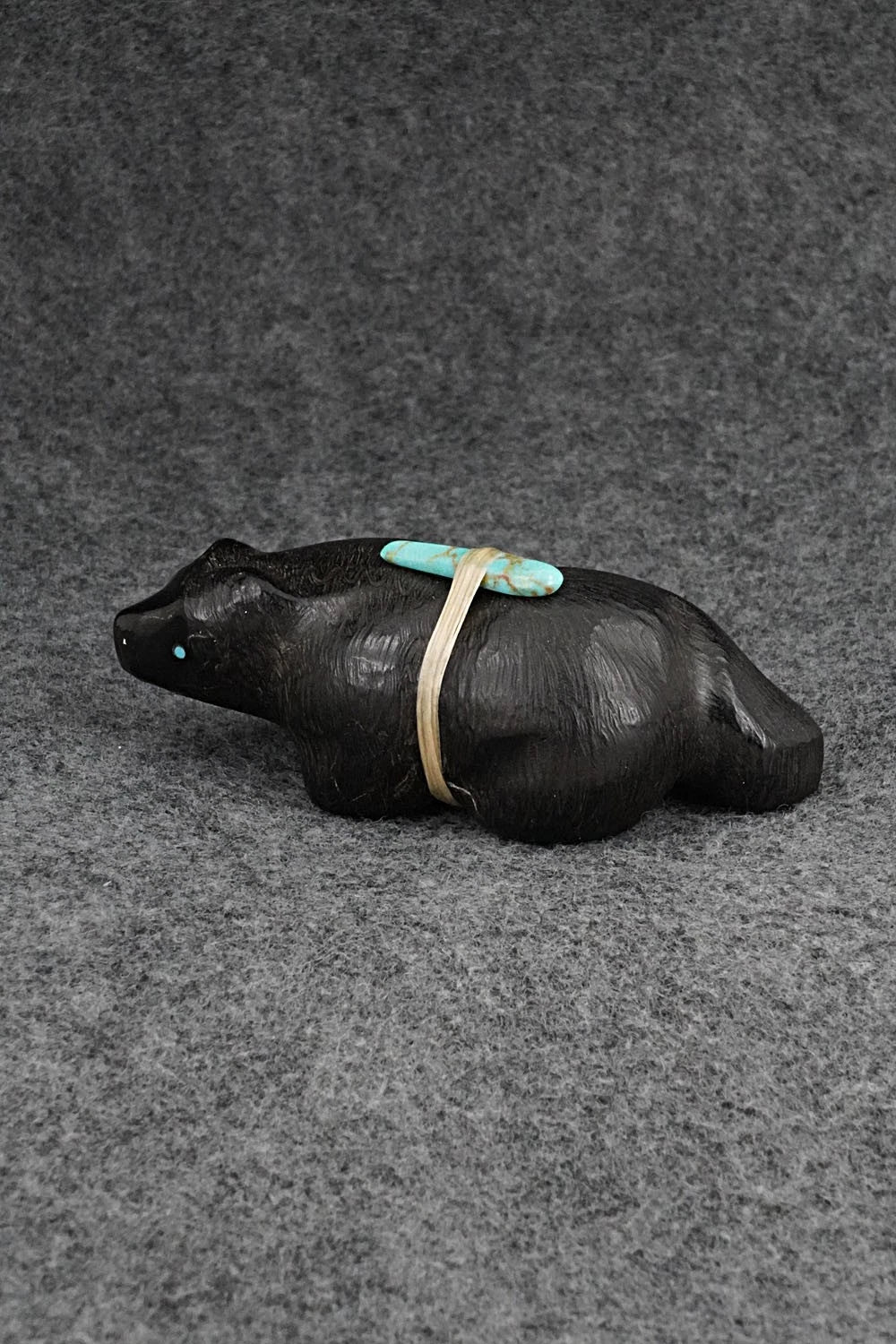 Bear Zuni Fetish Carving - Herb Halate