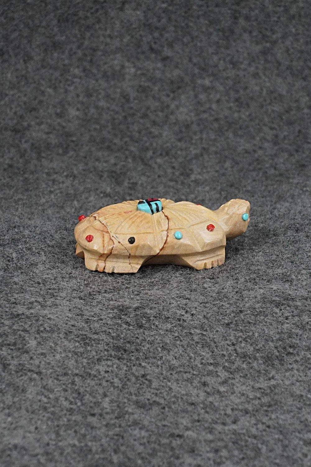 Turtle Zuni Fetish Carving - Danette Laate