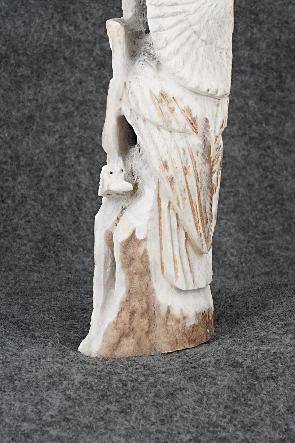 Eagles Zuni Fetish Carving - Lewis Malie