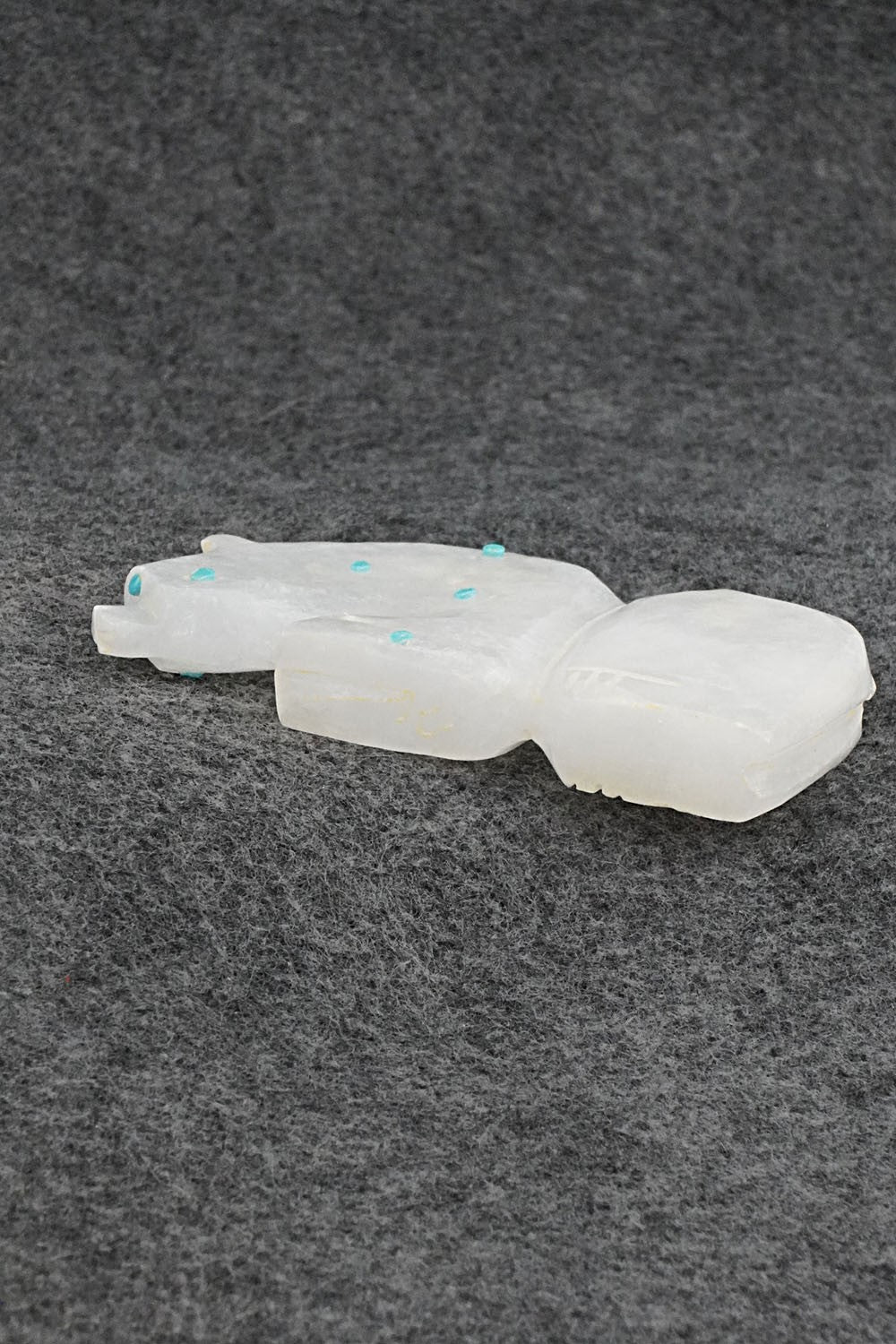 Bear Zuni Fetish Carving - Dannette Laate