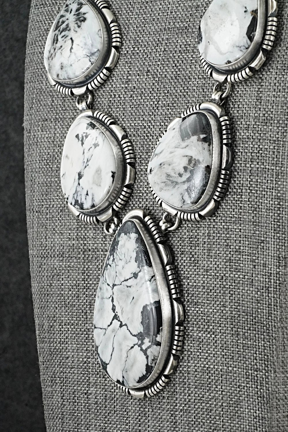 White Buffalo & Sterling Silver Necklace and Earrings Set - Mark Yazzie