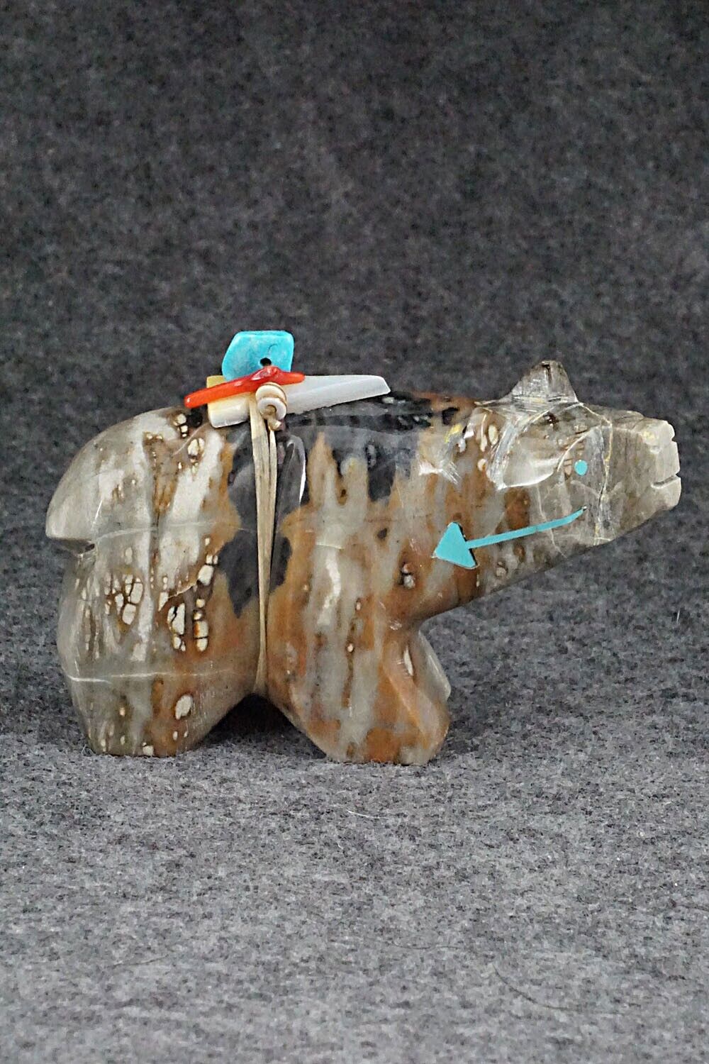 Bear Zuni Fetish Carving - Stewart Alanzo