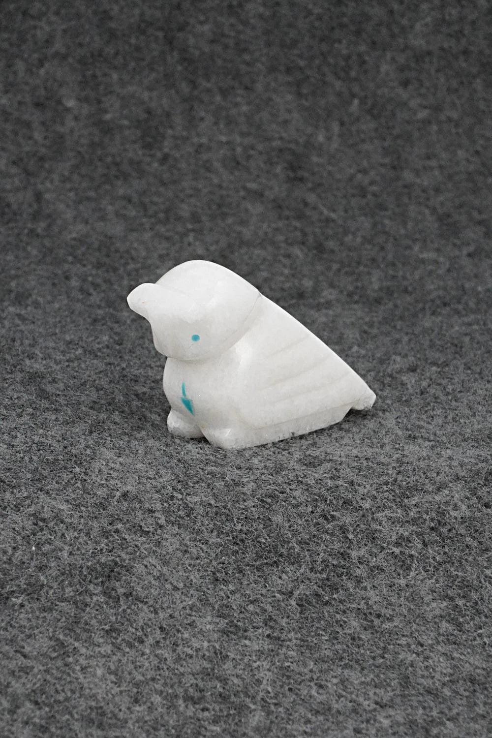 Owl Zuni Fetish Carving - Abby Quam Panteah