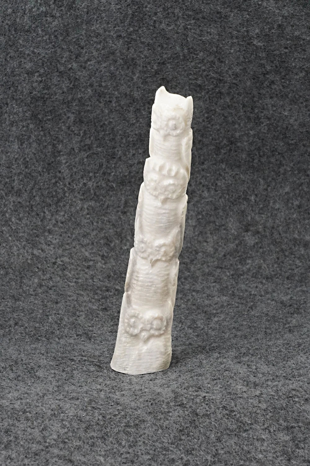 Owl Zuni Fetish Carving - Maxx Laate