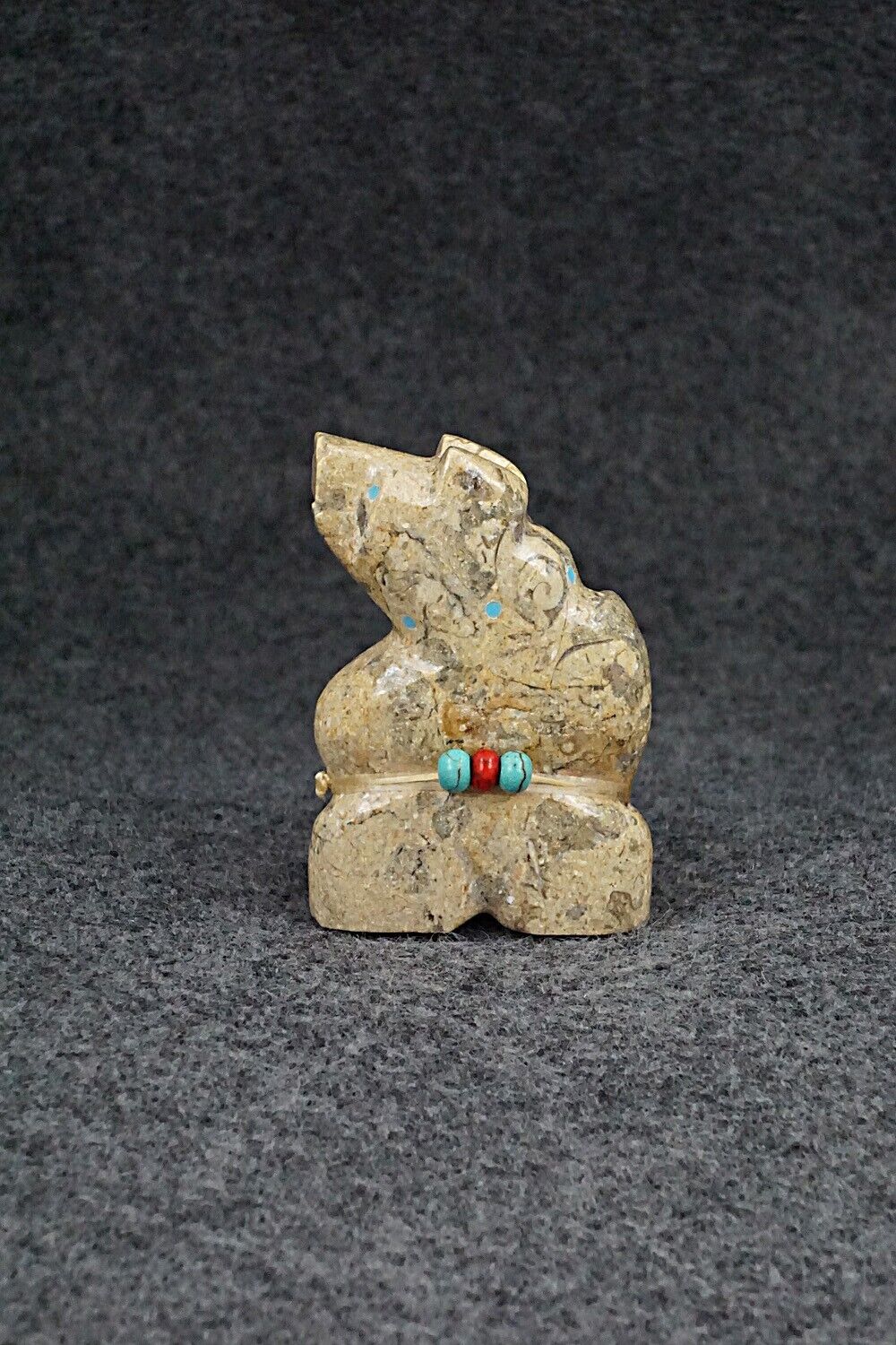 Bear Zuni Fetish Carving - Bennie Bacy