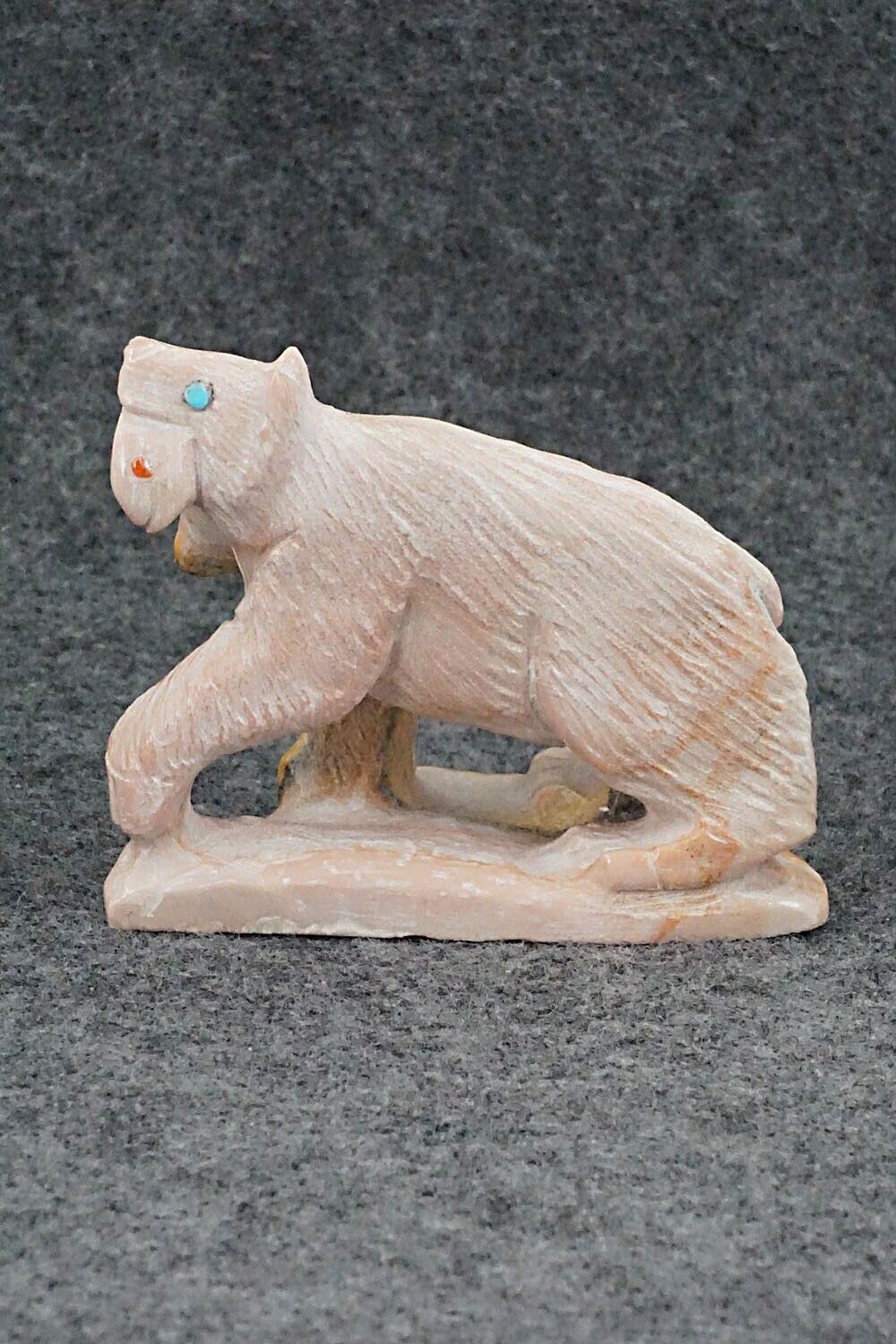 Bear with Fish Zuni Fetish Carving - Derrick Kaamasee