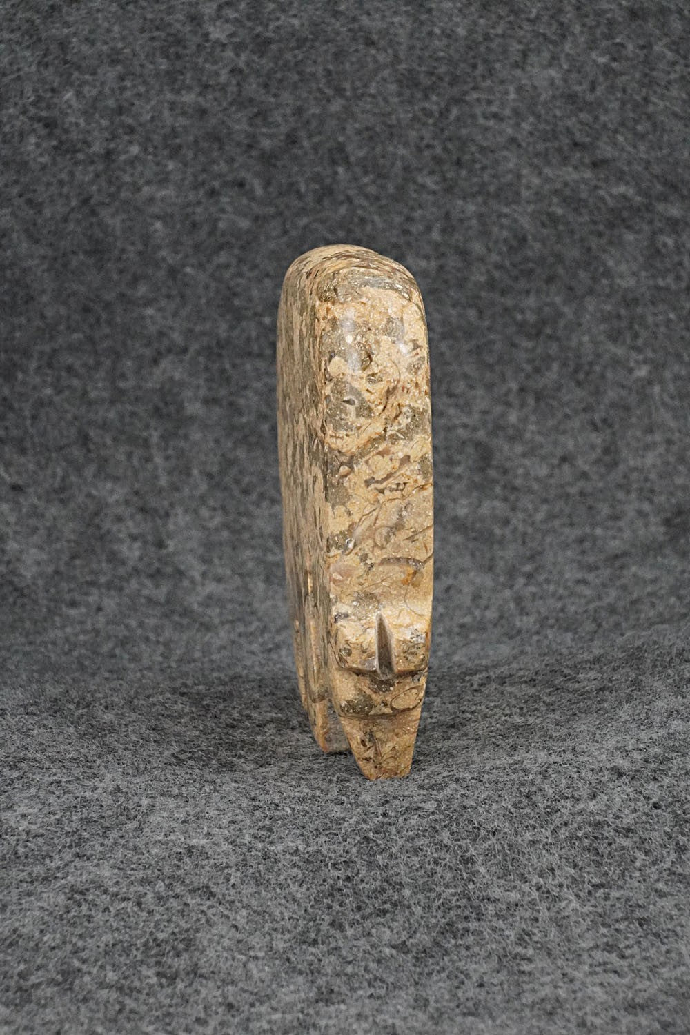Bear Zuni Fetish Carving - Bernard Laiwakete