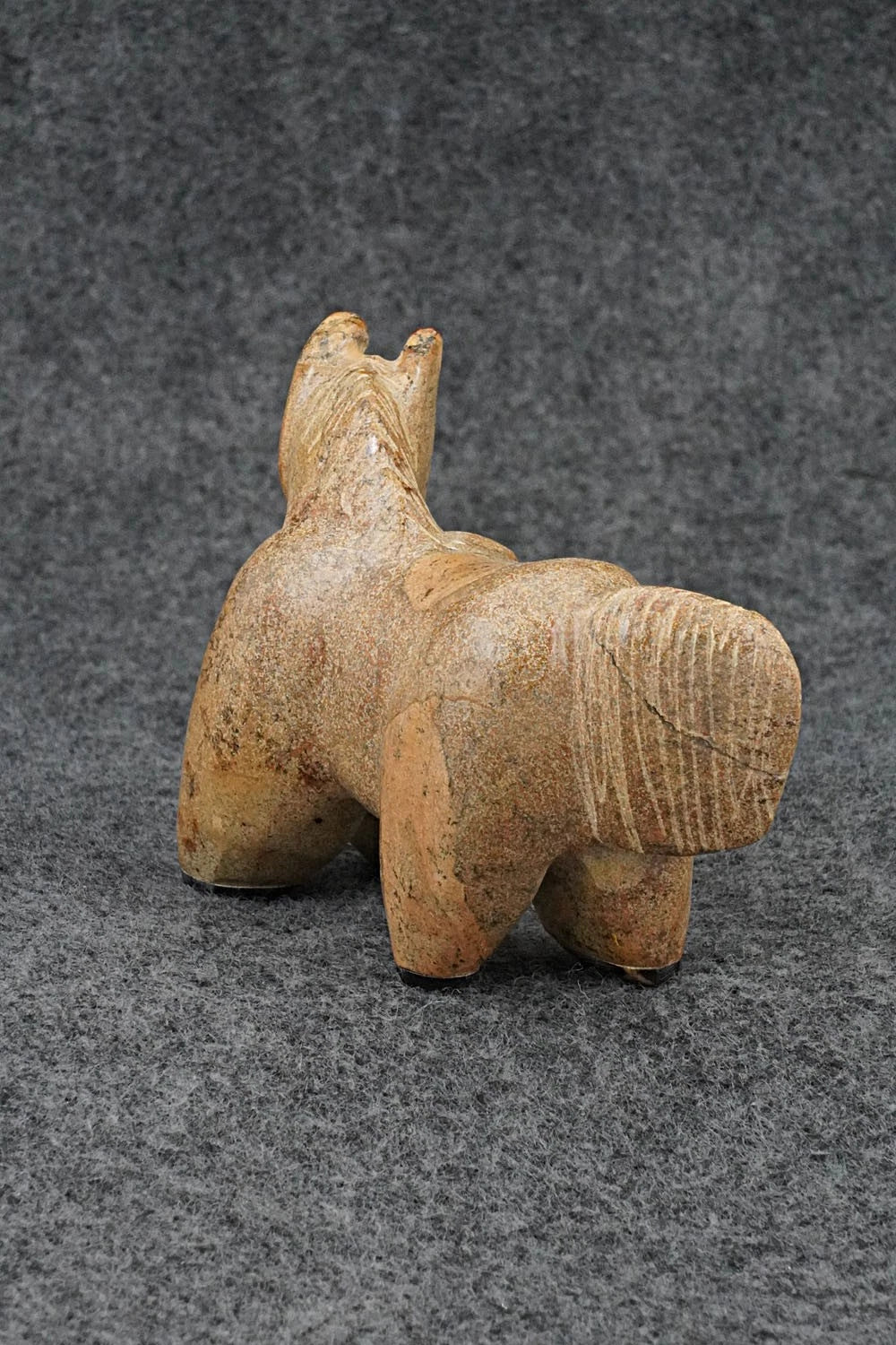 Horse Zuni Fetish Carving - Freddie Leekya
