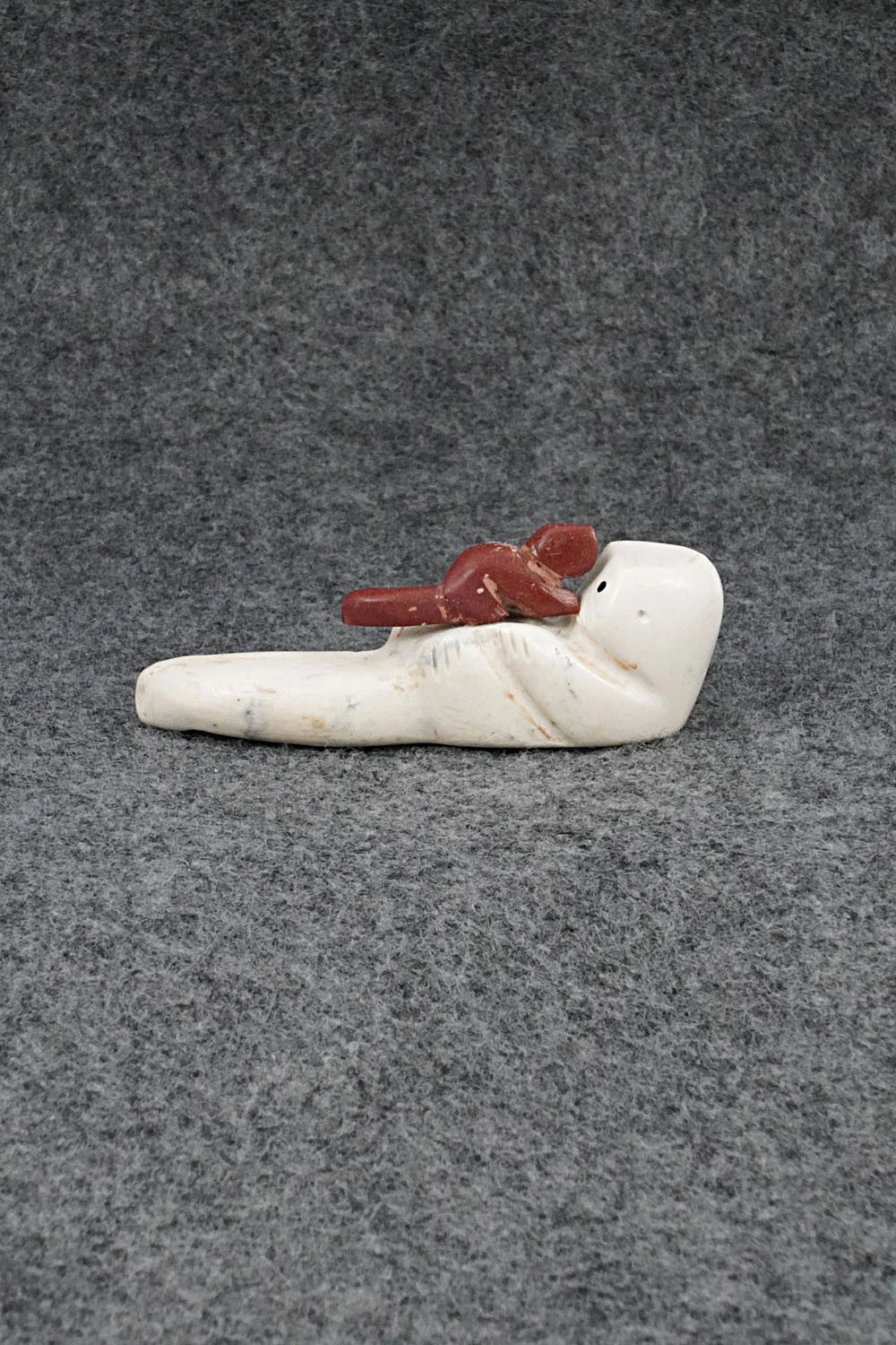 Otter Zuni Fetish Carving - Justin Red Elk