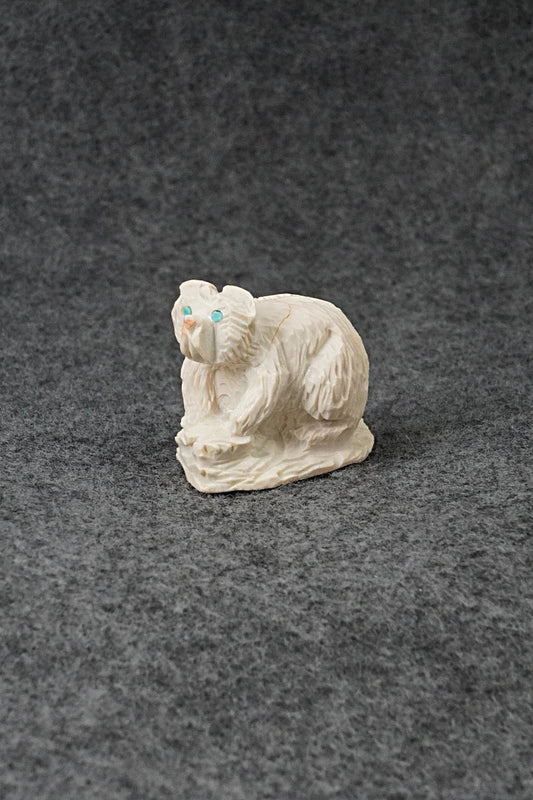 Bear Zuni Fetish Carving - Adrian Cachini