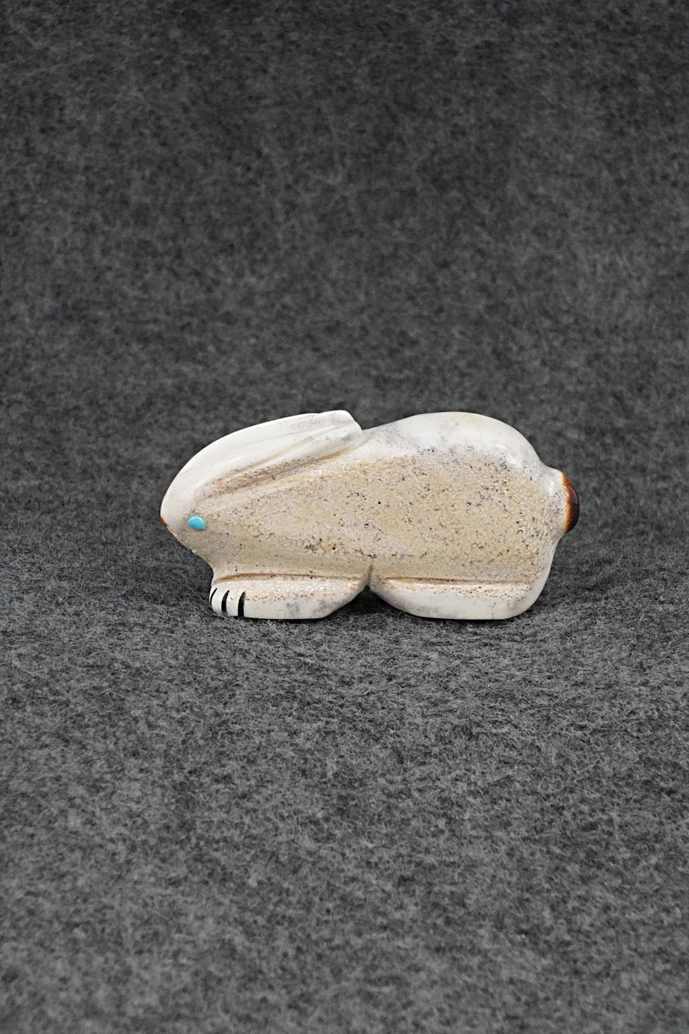 Rabbit Zuni Fetish Carving - Claudia Peina