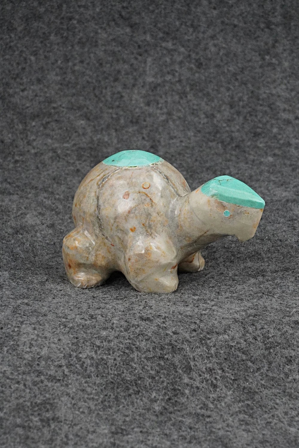 Turtle Zuni Fetish Carving - Enrike Leekya