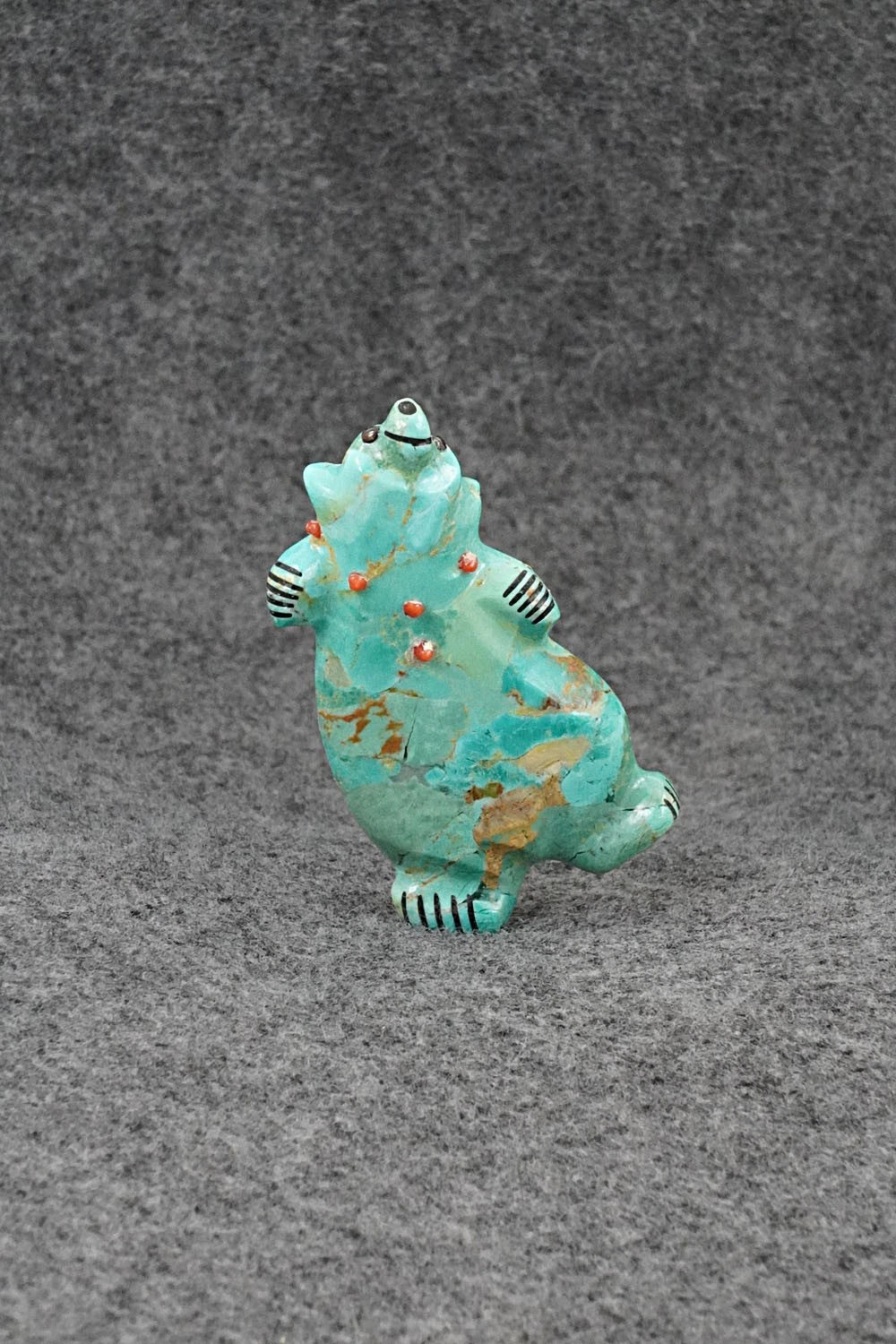 Bear Zuni Fetish Carving - Claudia Peina