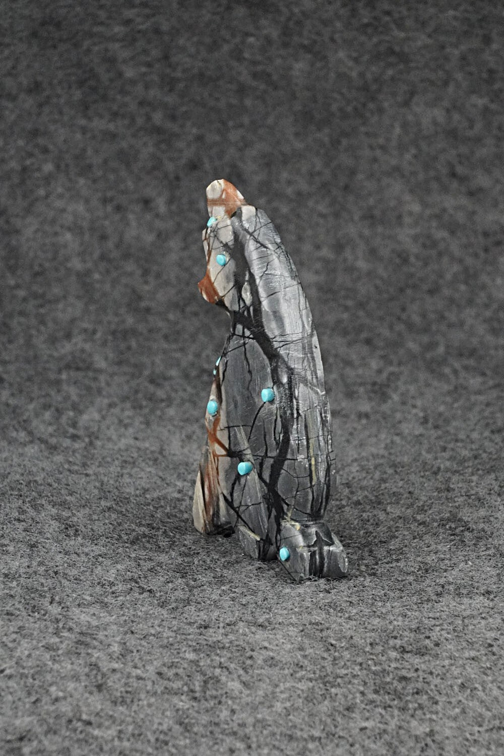 Wolf Zuni Fetish Carving - Danette Laate
