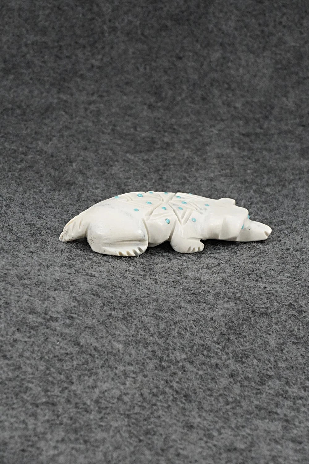 Badger Zuni Fetish Carving - Adrian Cachini