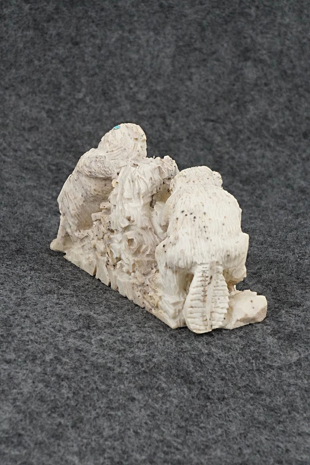 Beaver Zuni Fetish Carving - Adrian Cachini