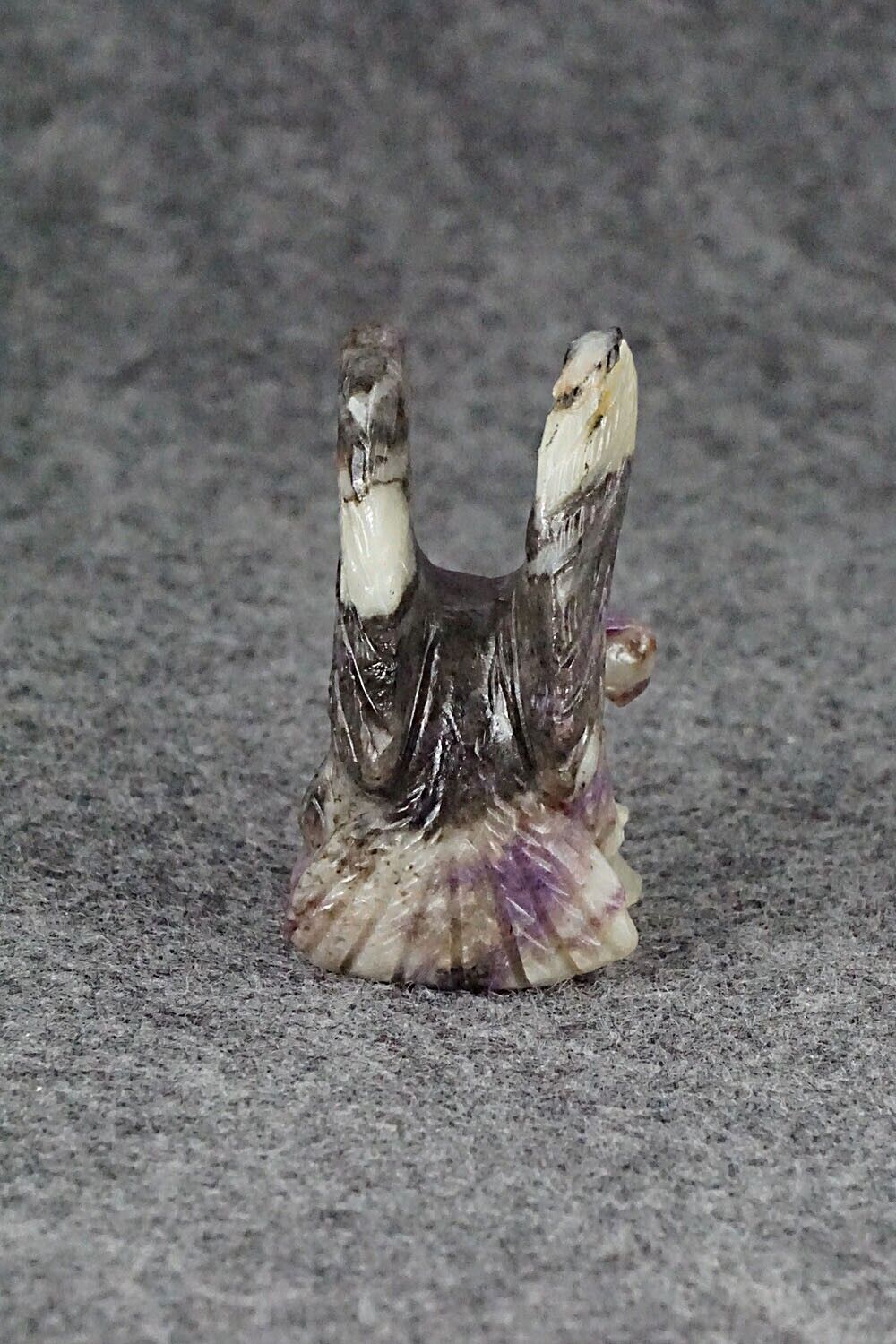 Eagle Zuni Fetish Carving - Wilfred Cheama