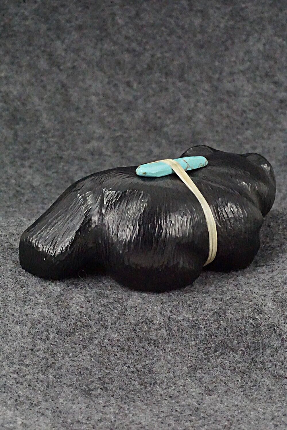 Bear Zuni Fetish Carving - Herbert Halate