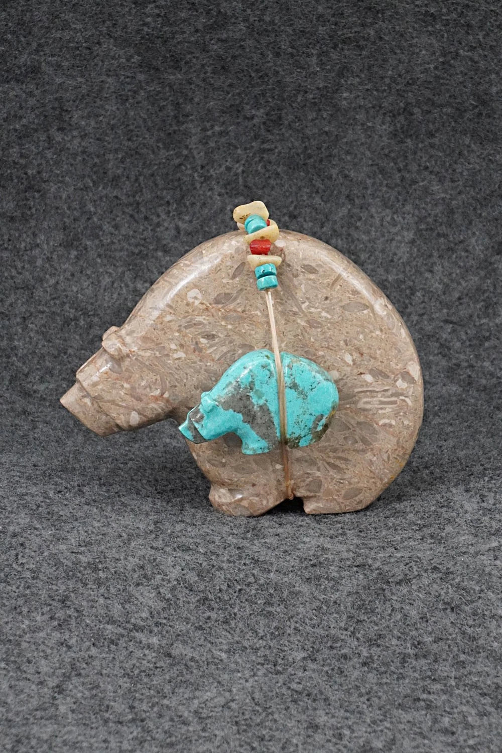 Bear Zuni Fetish Carving - Farlan & Paulette Quam