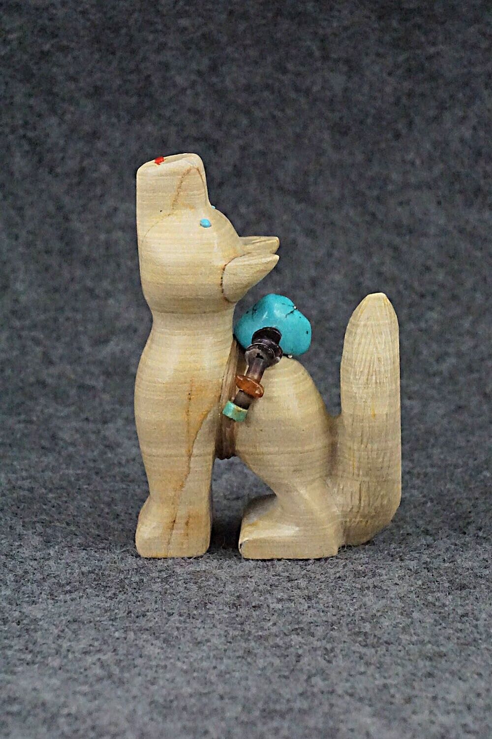 Wolf Zuni Fetish Carving - Douglas Martza