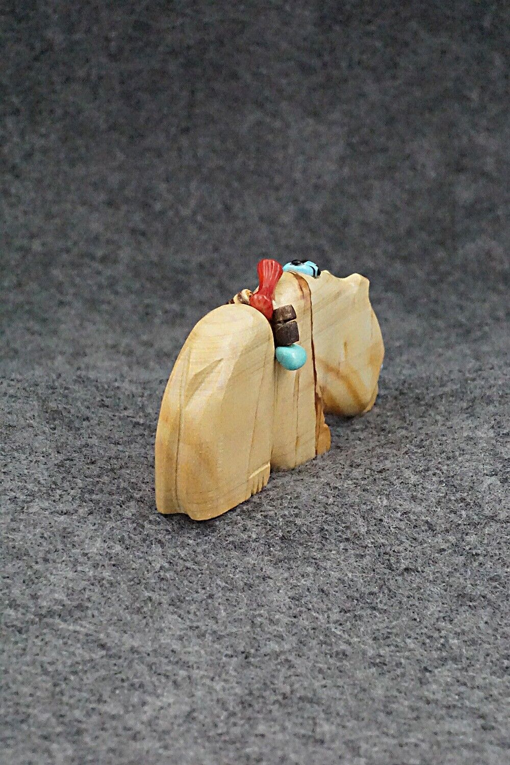 Bear Zuni Fetish Carving - Danette Laate