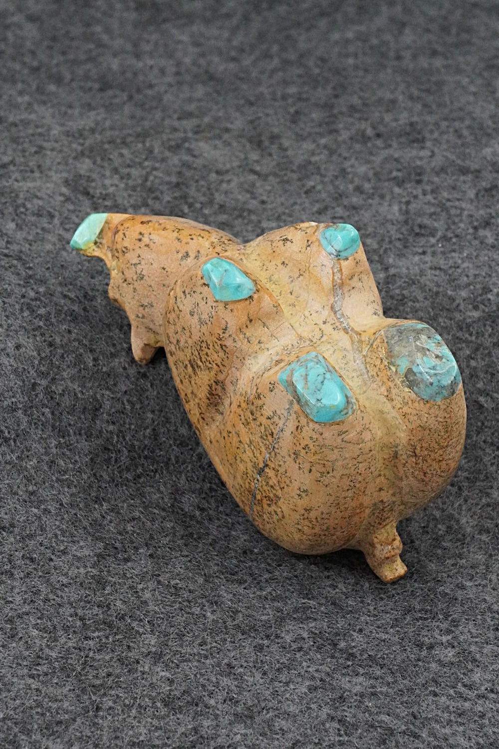 Pig Zuni Fetish Carving - Freddie Leekya