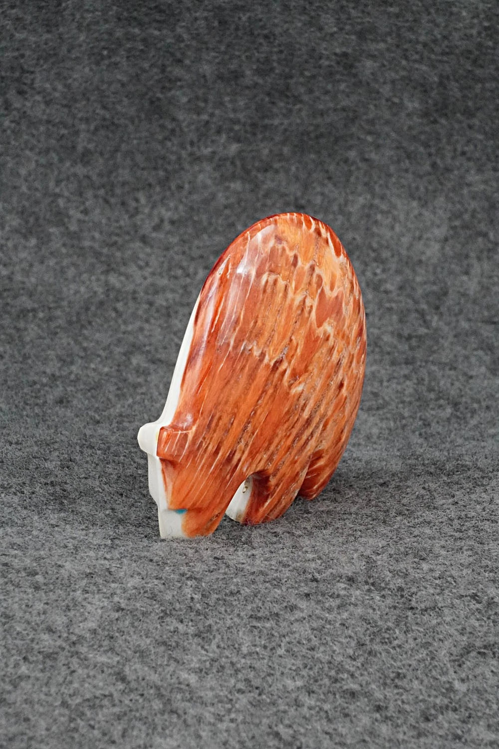 Bear Zuni Fetish Carving - Kenric Laiwakete