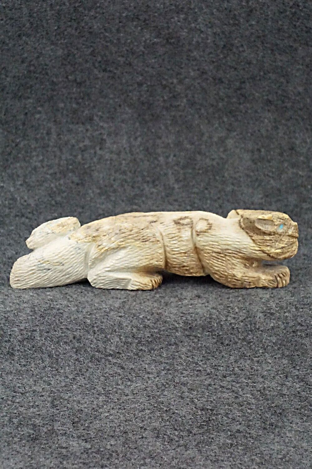 Mountain Lion Zuni Fetish Carving - Tony Mackel