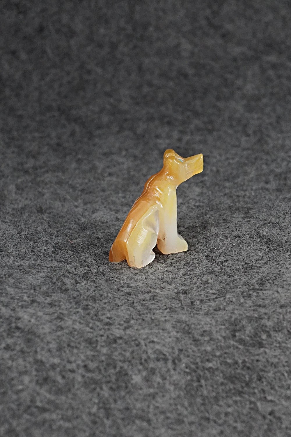 Bear Zuni Fetish Carving - Eugene Bowkety