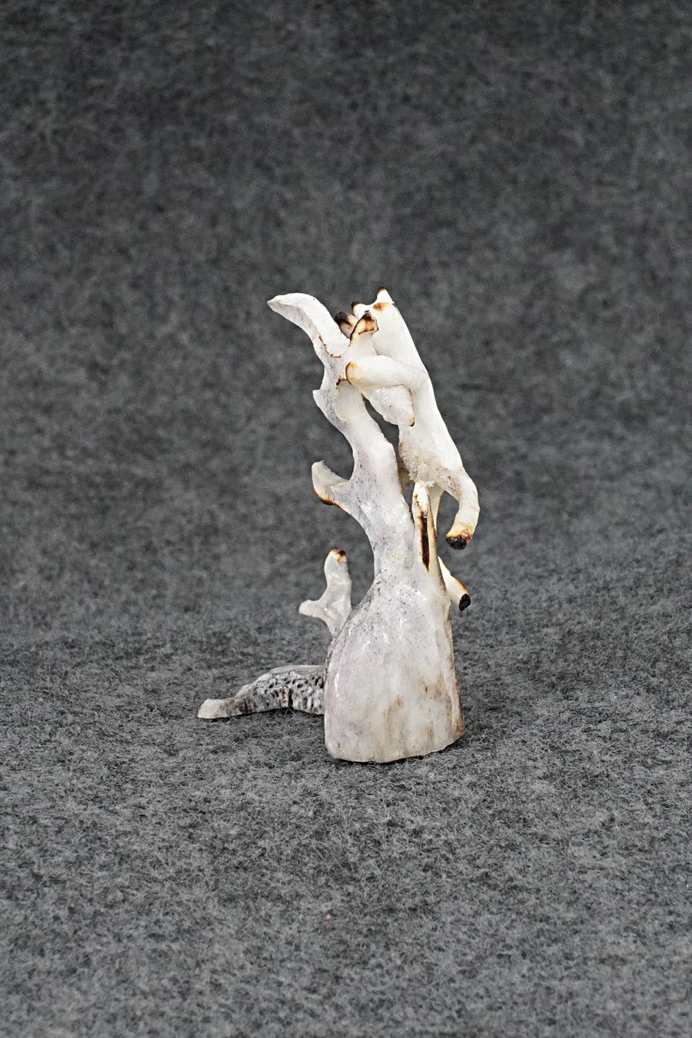 Mountain Lion Zuni Fetish Carving - Ruben Najera