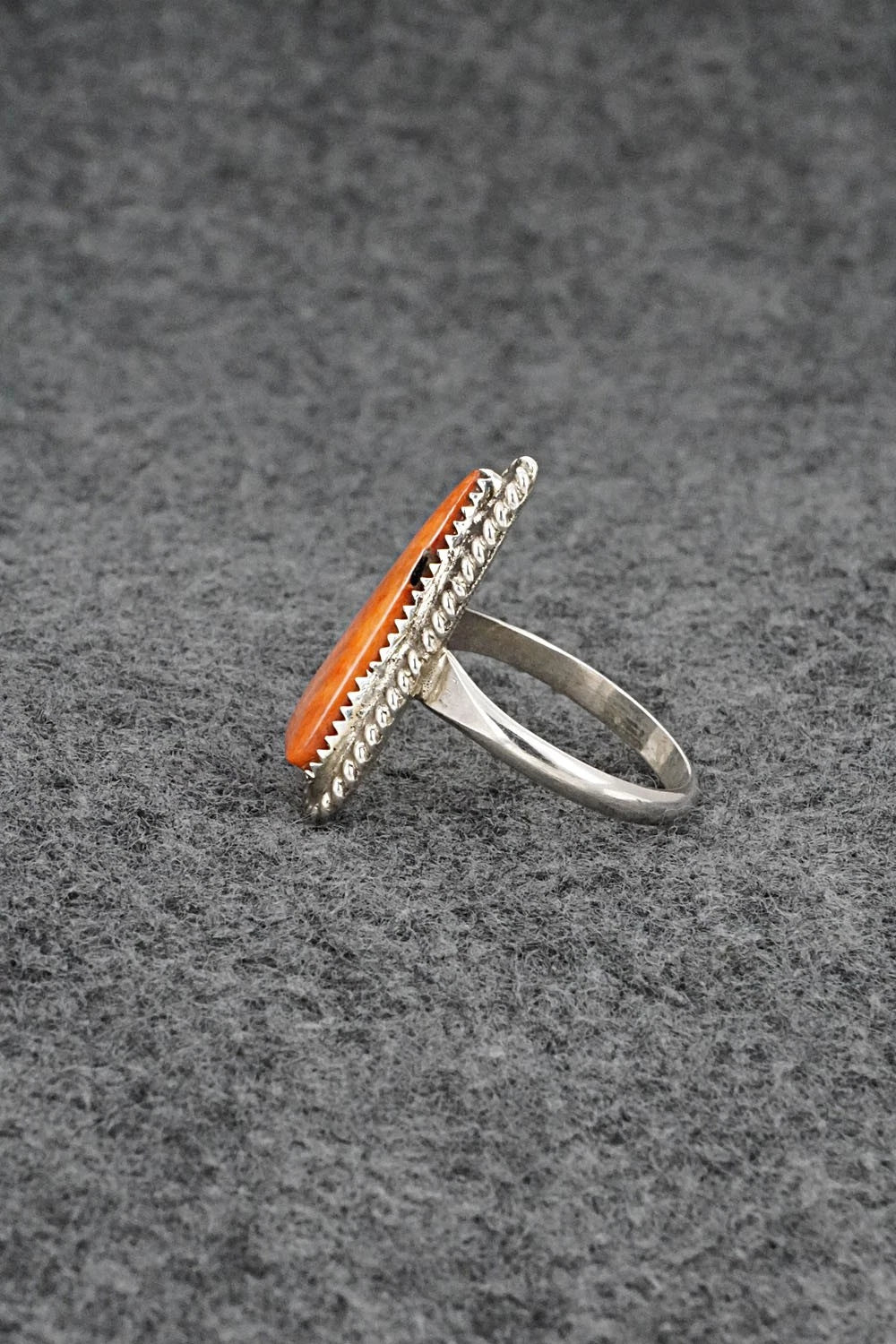 Spiny Oyster & Sterling Silver Ring - Darius Arviso - Size 8.25