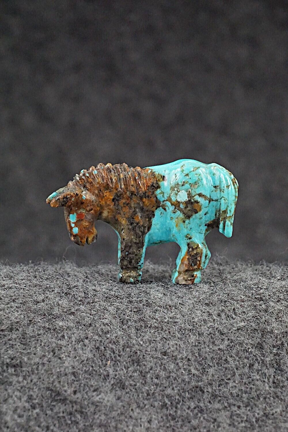 Horse Zuni Fetish Carving - Andres Quandelacy