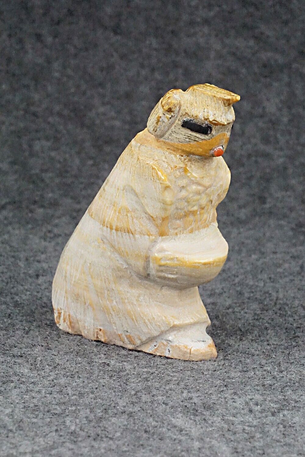 Corn Maiden Zuni Fetish Carving - Derrick Kaamasee