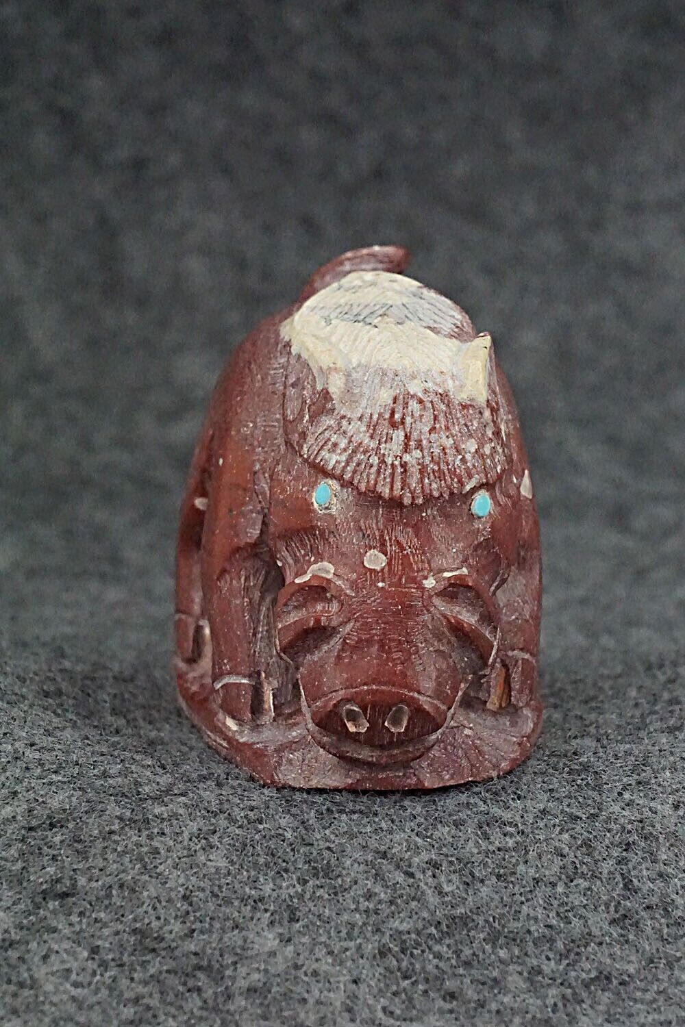 Boar Zuni Fetish Carving - Derrick Kaamasee