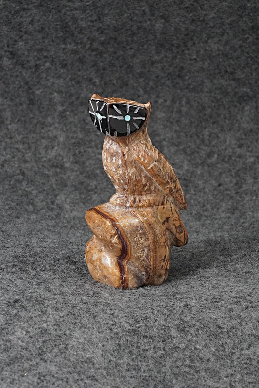 Owl Zuni Fetish Carving - Freddie Leekya