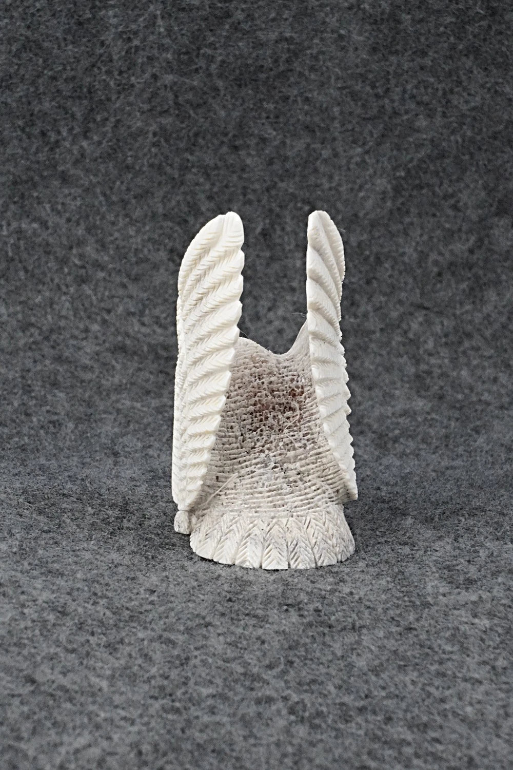 Eagle Zuni Fetish Carving - Justin Hustito