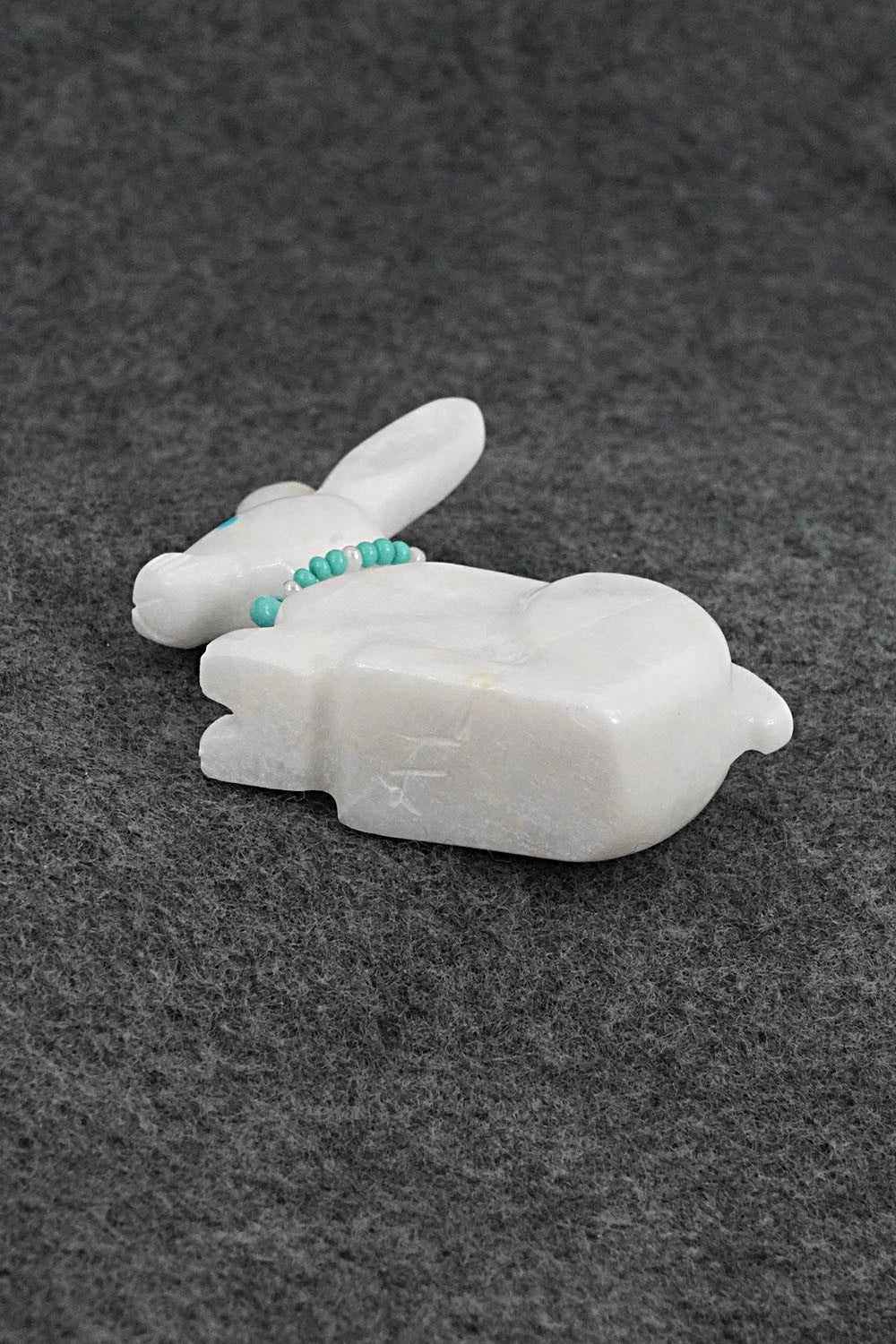 Jack Rabbit Zuni Fetish Carving - Andres Lementino