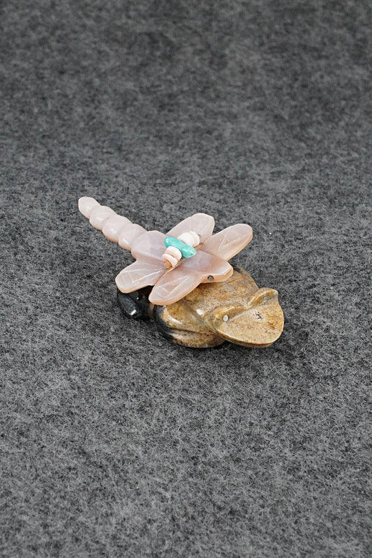 Frog Zuni Fetish Carving - Daisy Rose Leonard