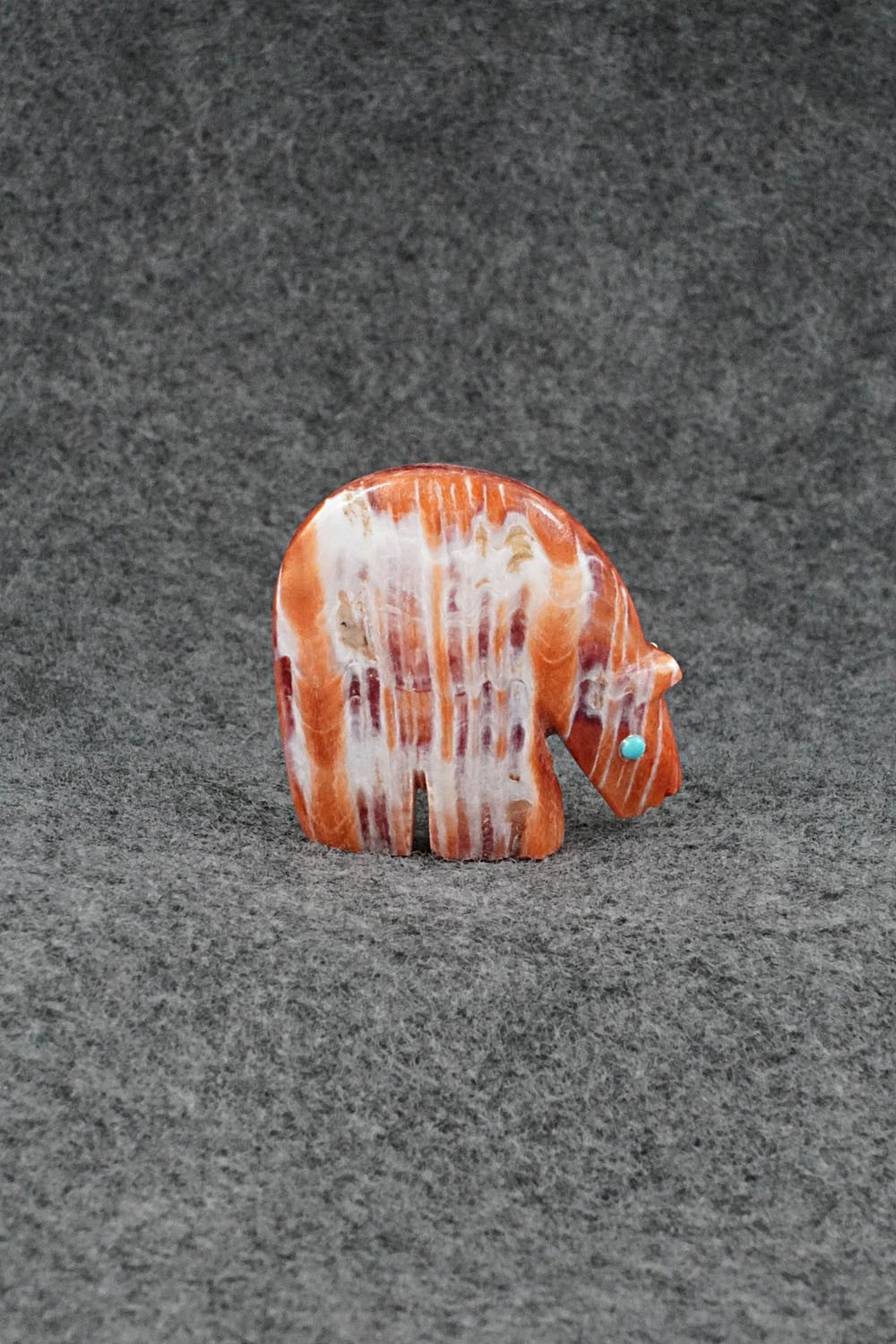 Bear Zuni Fetish Carving - Ronnie Lunasee